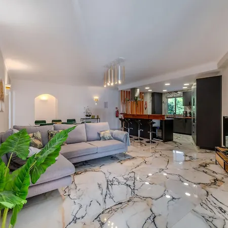 T2 Cassias By Interhome * Vilamoura